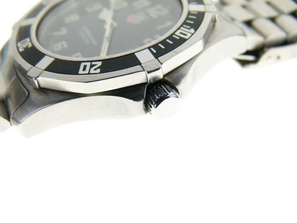 Tag Heuer - Gentleman's Professional 200 stainless steel wristwatch - Image 5 of 11