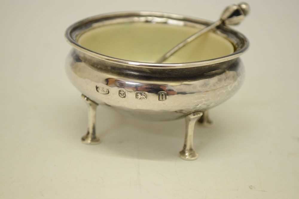 Pair of Arts and Crafts A.E Jones planished silver salts - Image 2 of 10