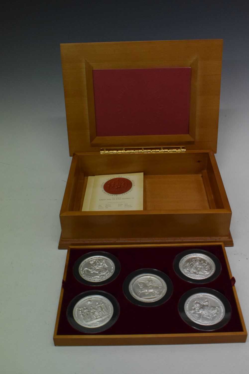 Royal Mint - Great Seals of the Realm 'Nineteenth Century' silver five medallion set - Image 6 of 12