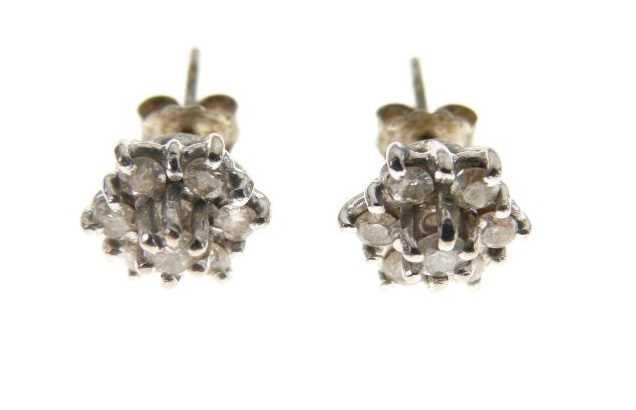 Pair of seven-stone diamond cluster ear studs - Image 5 of 10