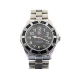 Tag Heuer - Gentleman's Professional 200 stainless steel wristwatch