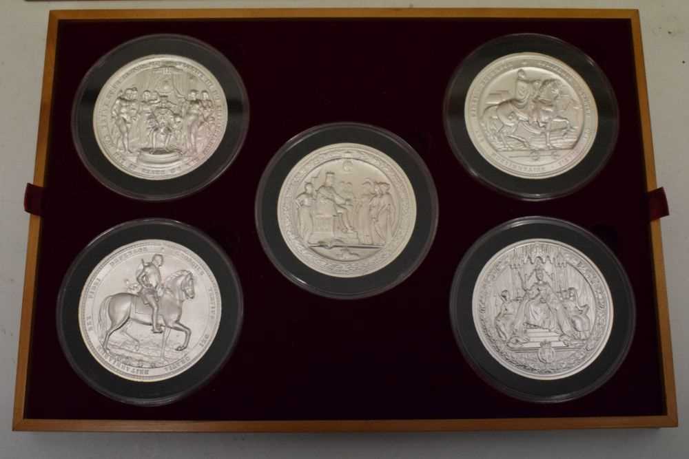 Royal Mint - Great Seals of the Realm 'Nineteenth Century' silver five medallion set - Image 7 of 12