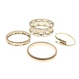 9ct gold wedding band, and two Greek key rings etc