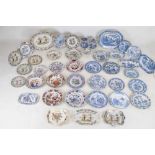 Quantity of Mason's ironstone tablewares, to include Willow pattern