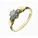 18ct gold illusion set single stone diamond ring