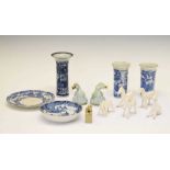 Quantity of Chinese blue and white ceramics, etc.