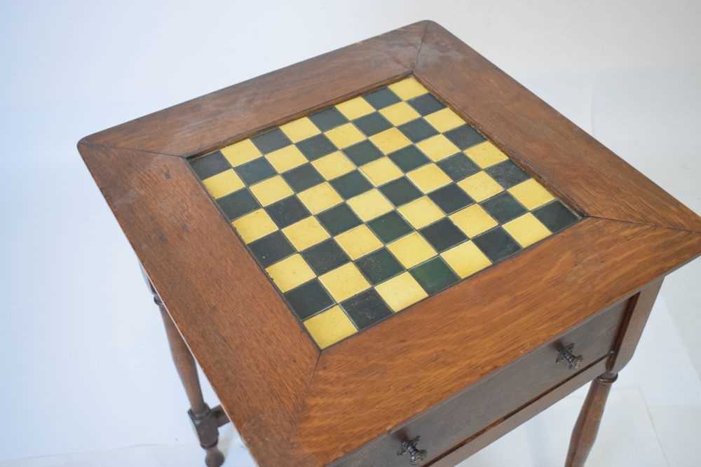 Early 20th Century oak games table - Bild 2 aus 7