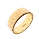 22ct gold wedding band