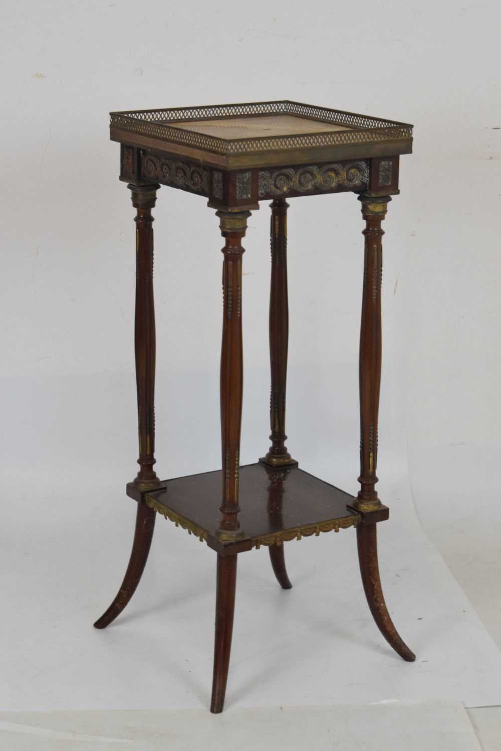 Late 19th Century French marble topped vase table - Bild 9 aus 9