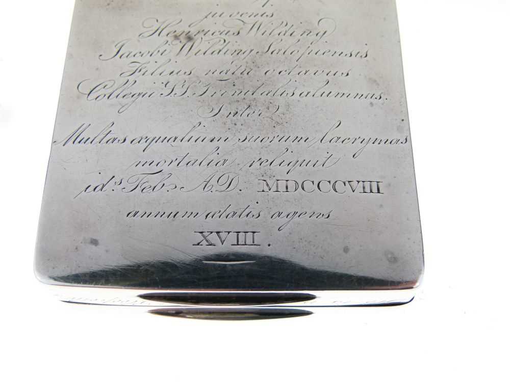 Late George III silver and mother of pearl snuff box - Image 11 of 14