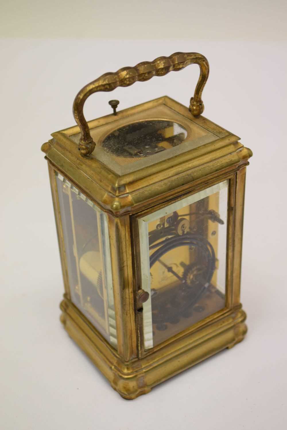 Late 19th Century French brass cased repeater carriage clock - Image 4 of 10