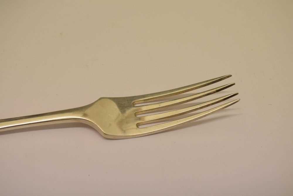 George V oak-cased canteen of silver Old English pattern fish cutlery - Image 3 of 13