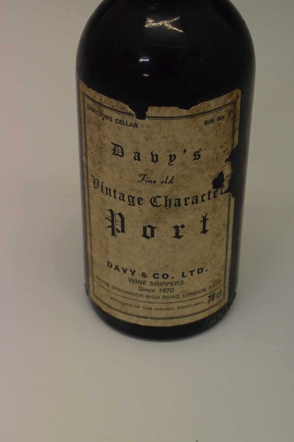 Bottle of Davy's Fine Old Vintage Character Port - Image 3 of 7