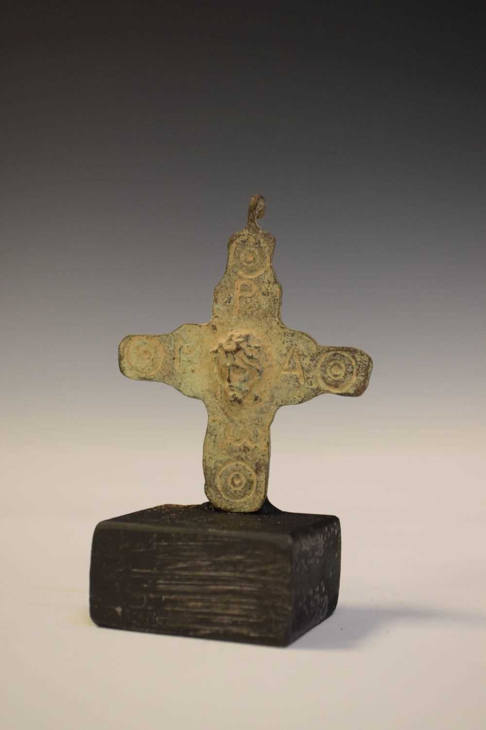 Believed Roman cross pendant - Image 7 of 7