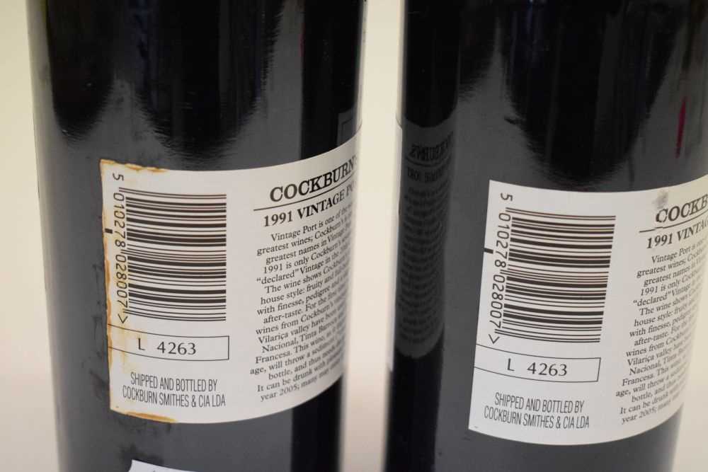 Two bottles of Cockburn's Vintage Port, 1991 - Image 5 of 6