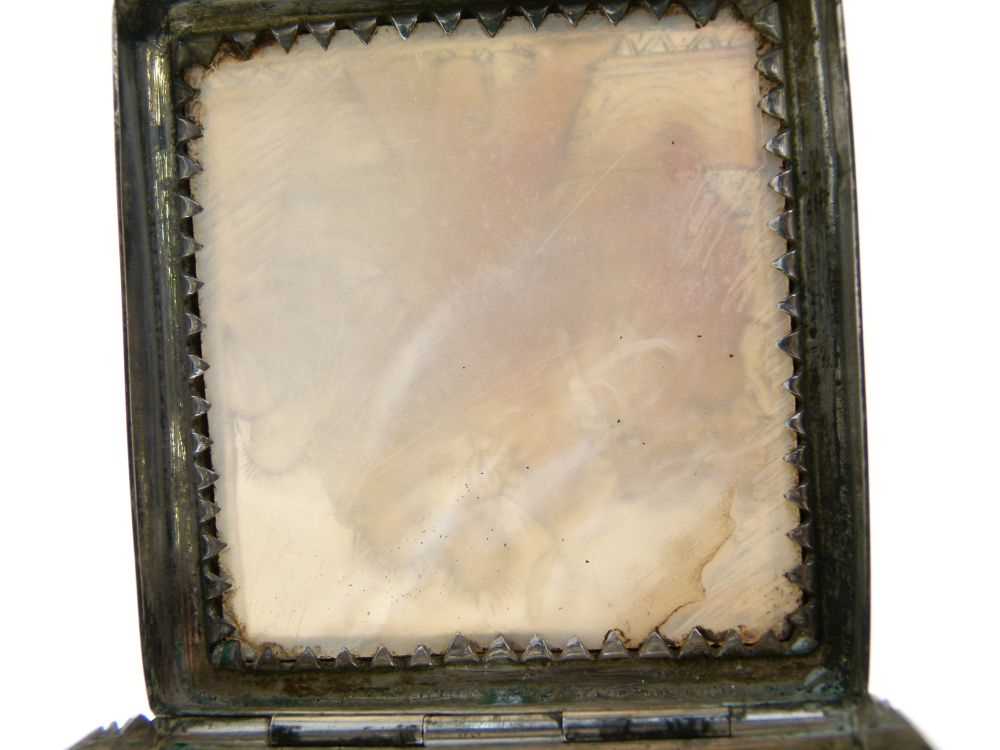 Late George III silver and mother of pearl snuff box - Image 14 of 14