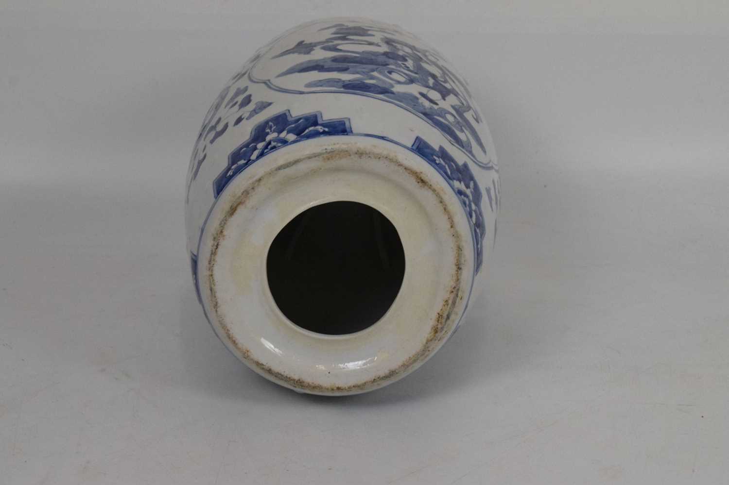 Chinese blue and white barrel garden seat - Image 6 of 7