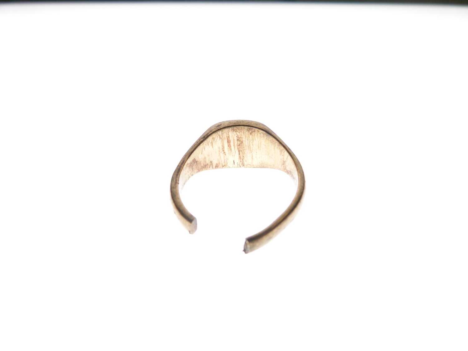 9ct signet ring (cut), 7.1g approx - Image 2 of 5