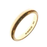 22ct gold wedding band