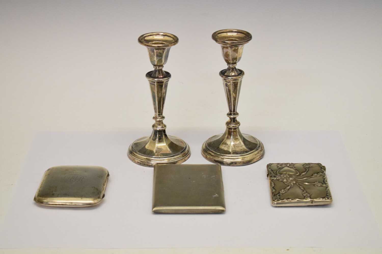 Late Victorian silver card case and a quantity of silver