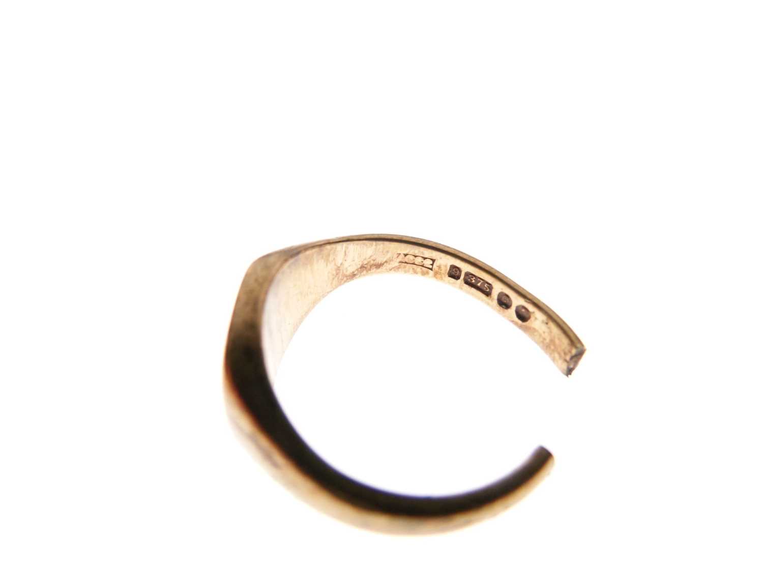 9ct signet ring (cut), 7.1g approx - Image 4 of 5
