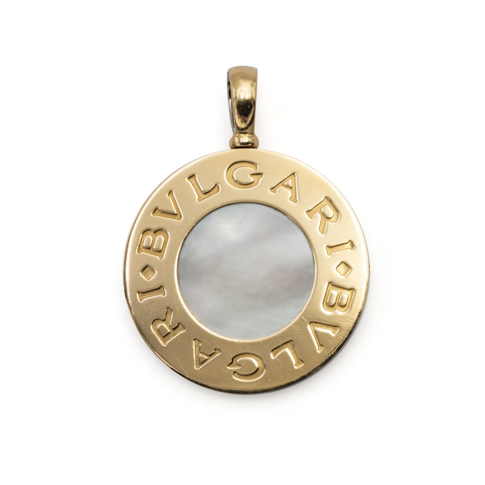 Bulgari, Duoface round pendant