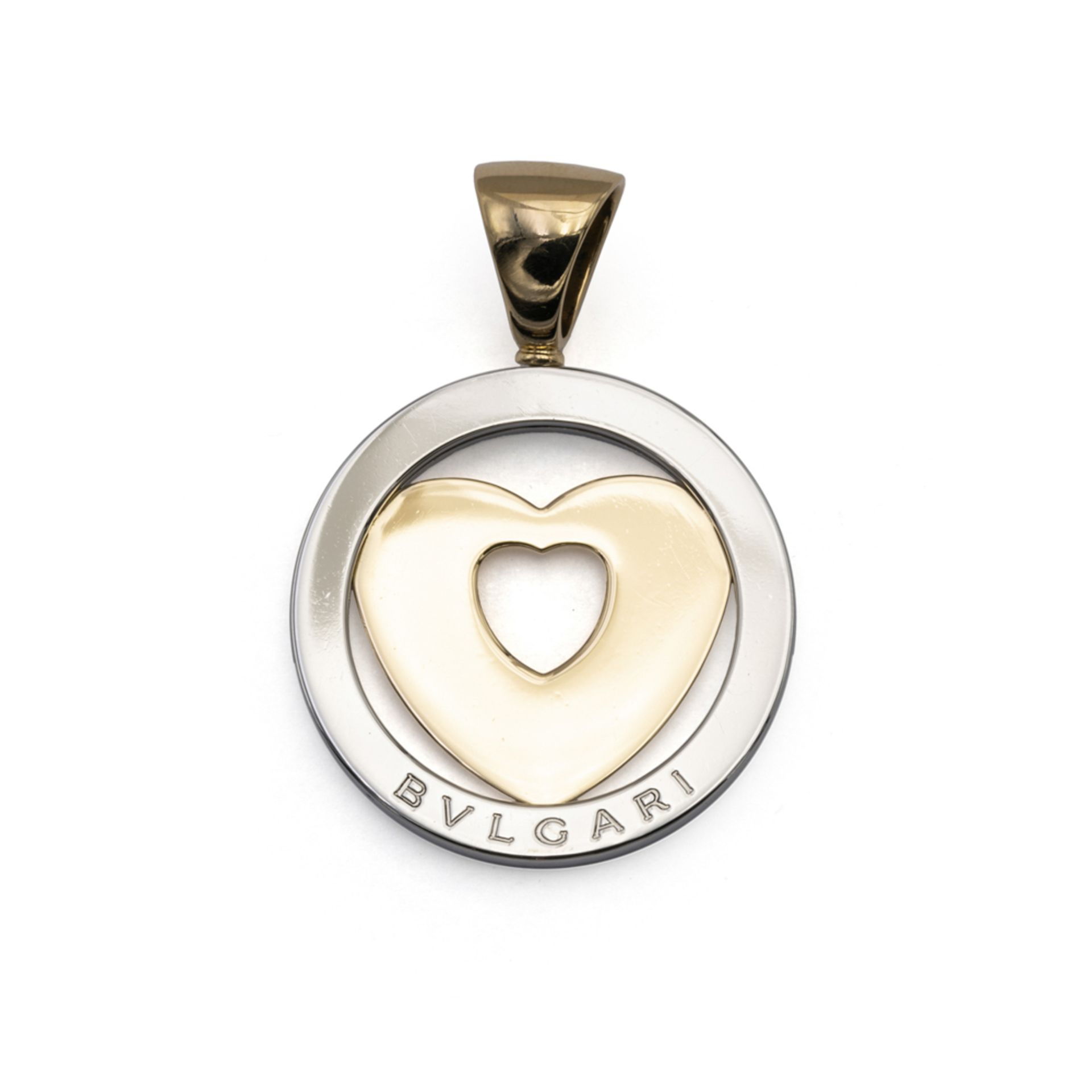 Bulgari, Heart round pendant