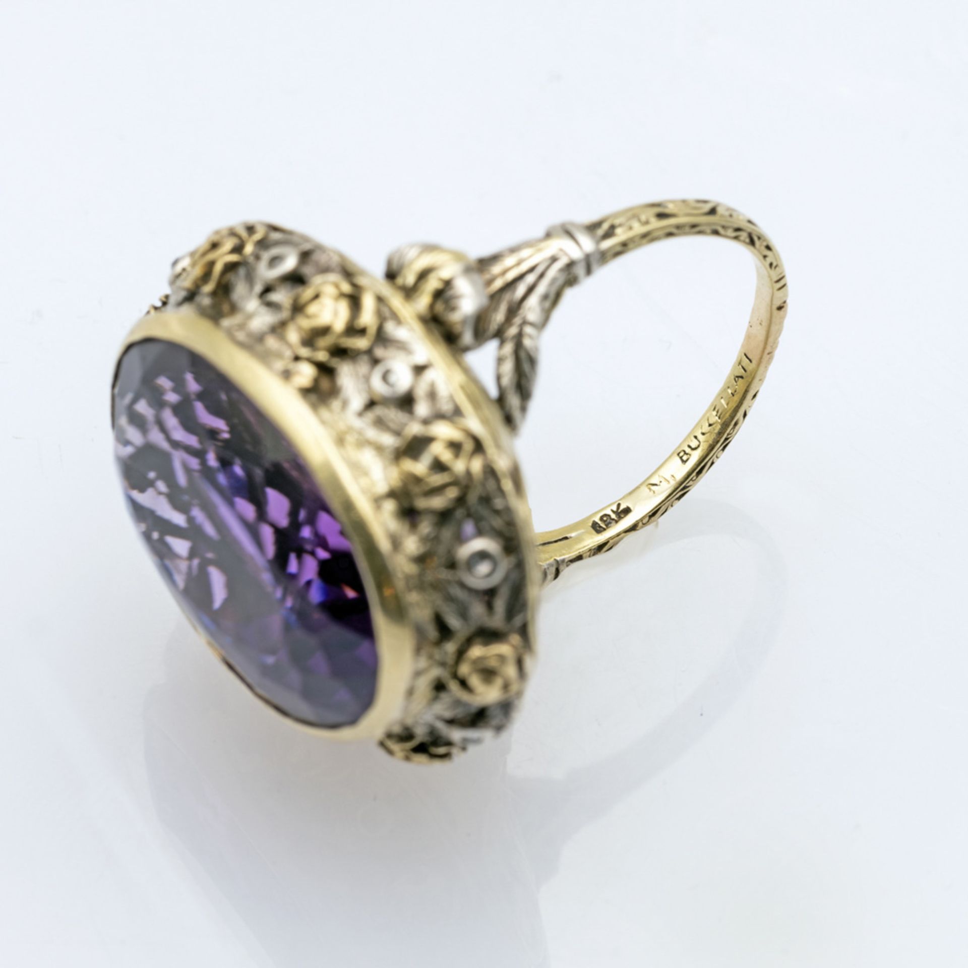 Mario Buccellati, 18kt yellow gold and silver ring with amethyst - Image 2 of 2