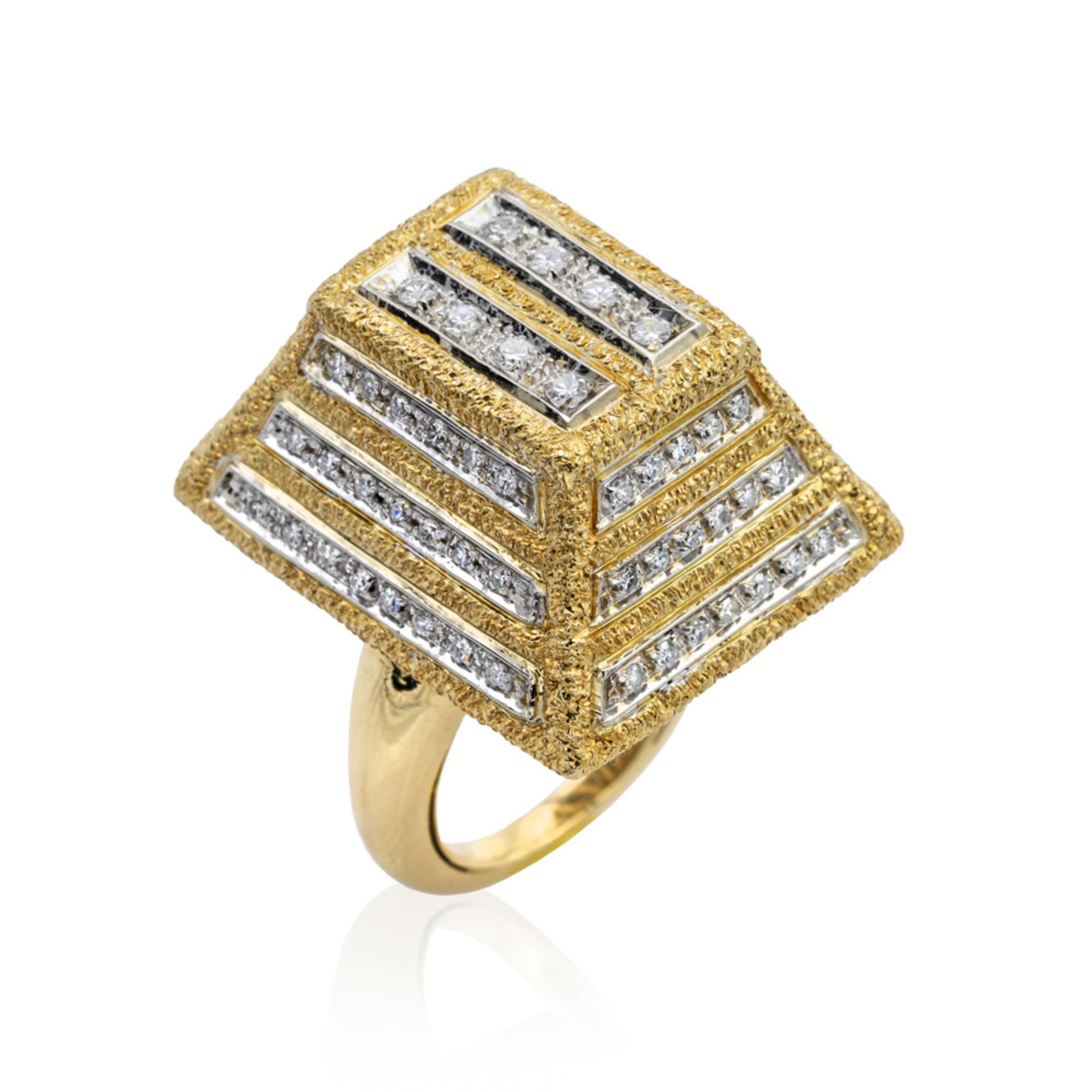 18kt two color gold geometric pattern ring