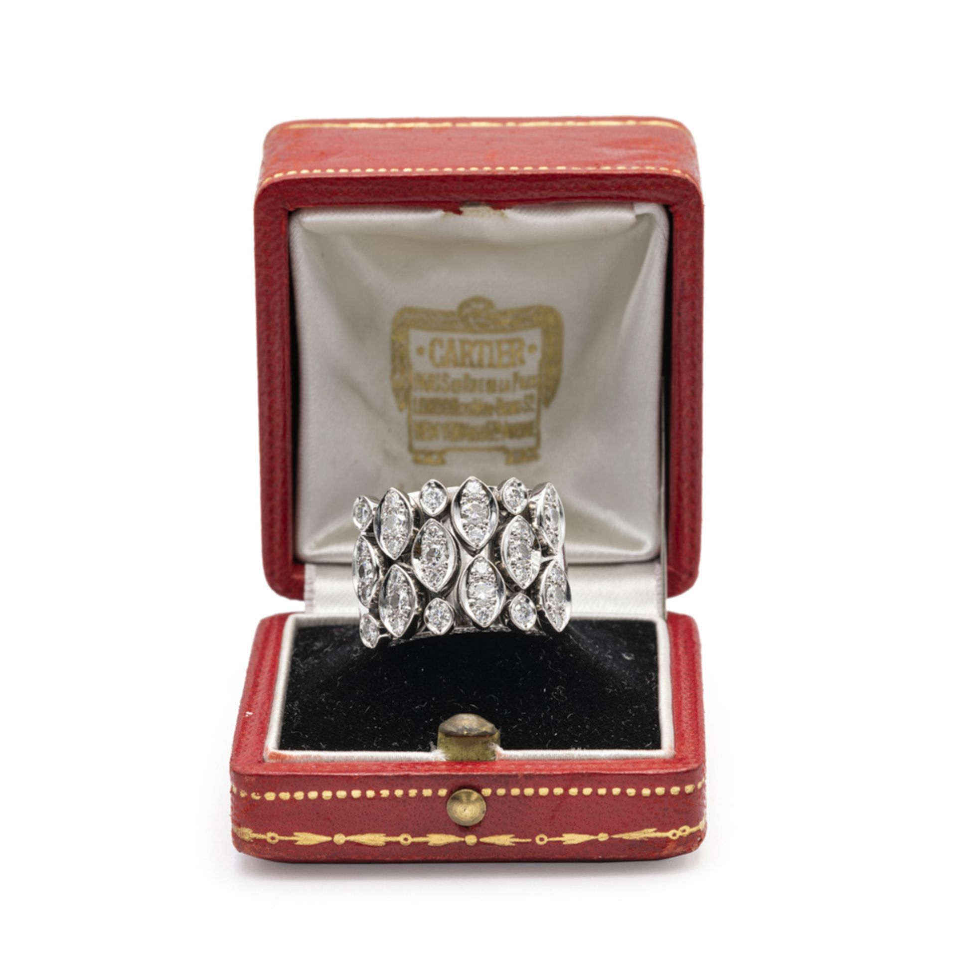 Cartier, 18kt white gold and diamonds en tremblant ring - Image 2 of 4
