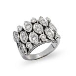 Cartier, 18kt white gold and diamonds en tremblant ring