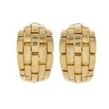 Cartier Maillon Panthère collection lobe earrings