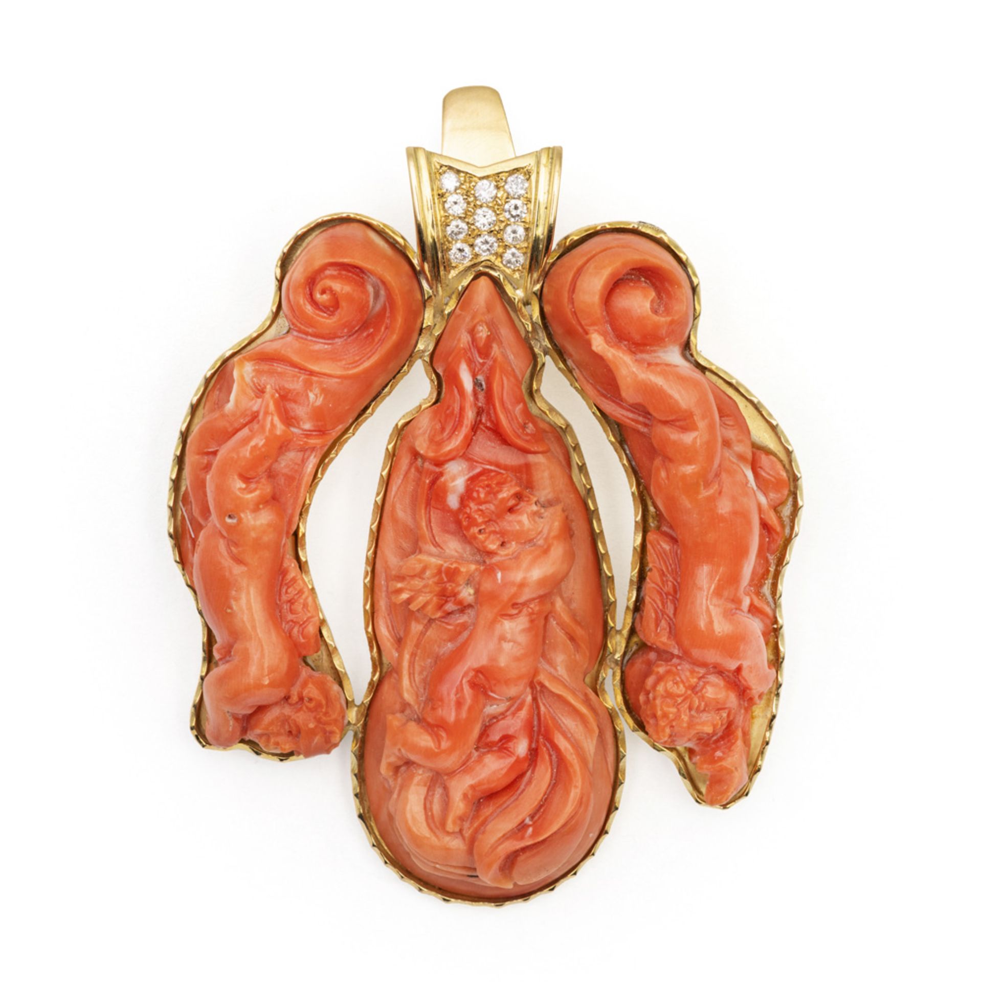 18kt yellow gold, diamonds and red coral Pendant