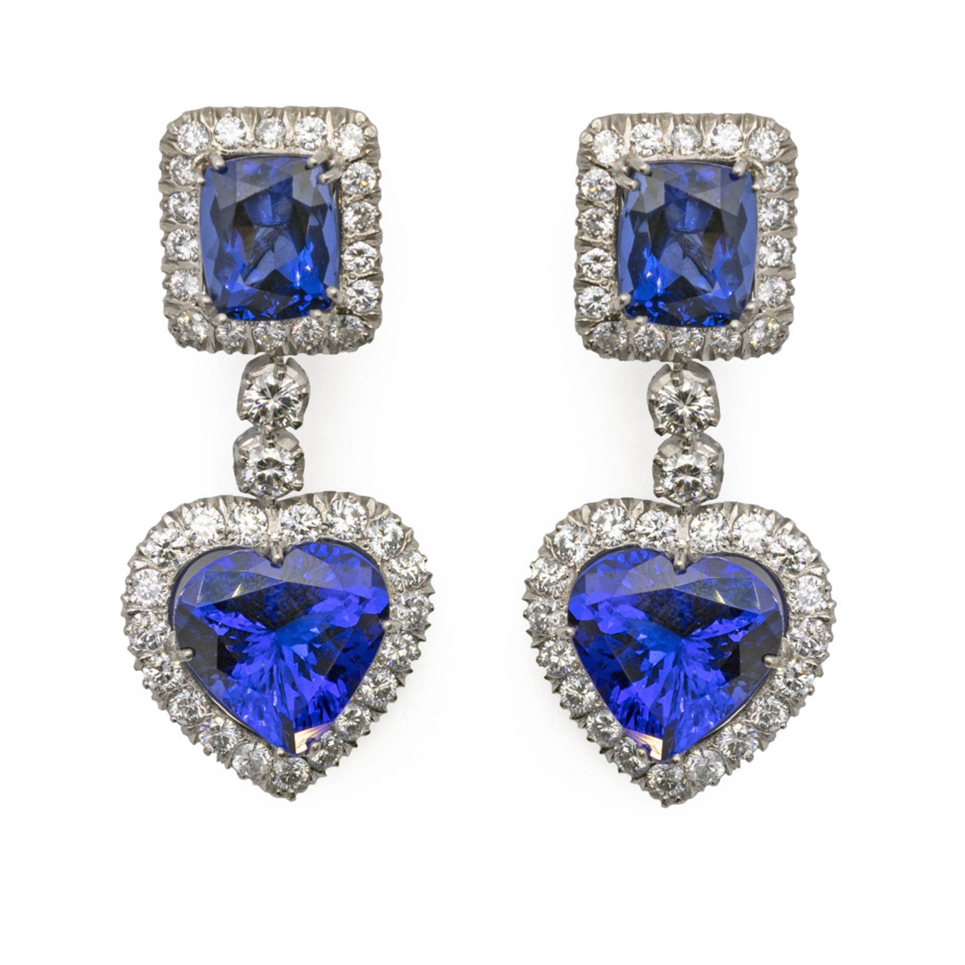 18kt white gold tanzanite and diamonds pendant earrings