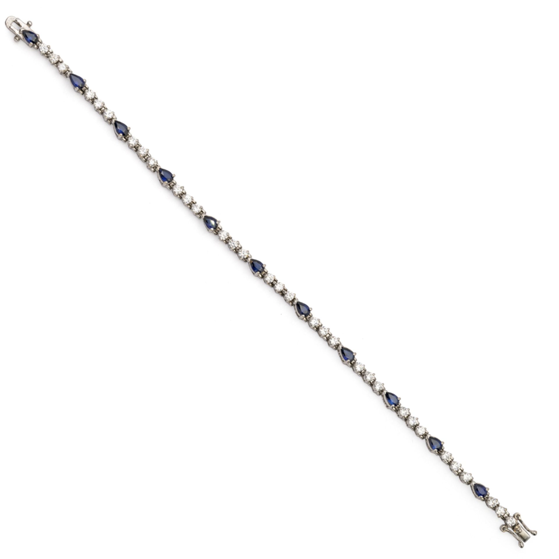 18kt white gold bracelet with diamonds and sapphires