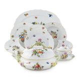 Herend, porcelain tableware (210)