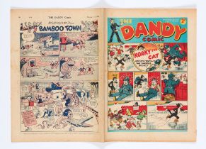 Dandy 10 (1938). Bright covers with some light margin foxing, cream/light tan pages, centre spread