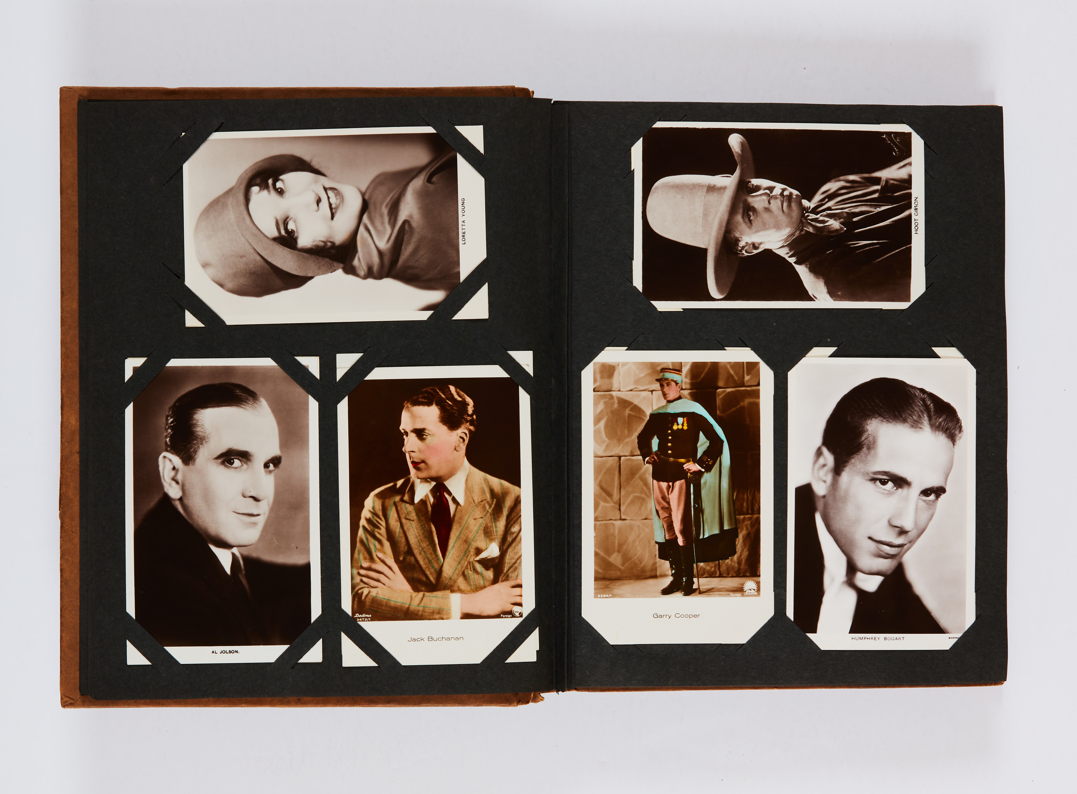Picturegoer Postcard Album 'My Film Favourites' (1930s-40s) with Club Membership card and 241 high - Image 5 of 7