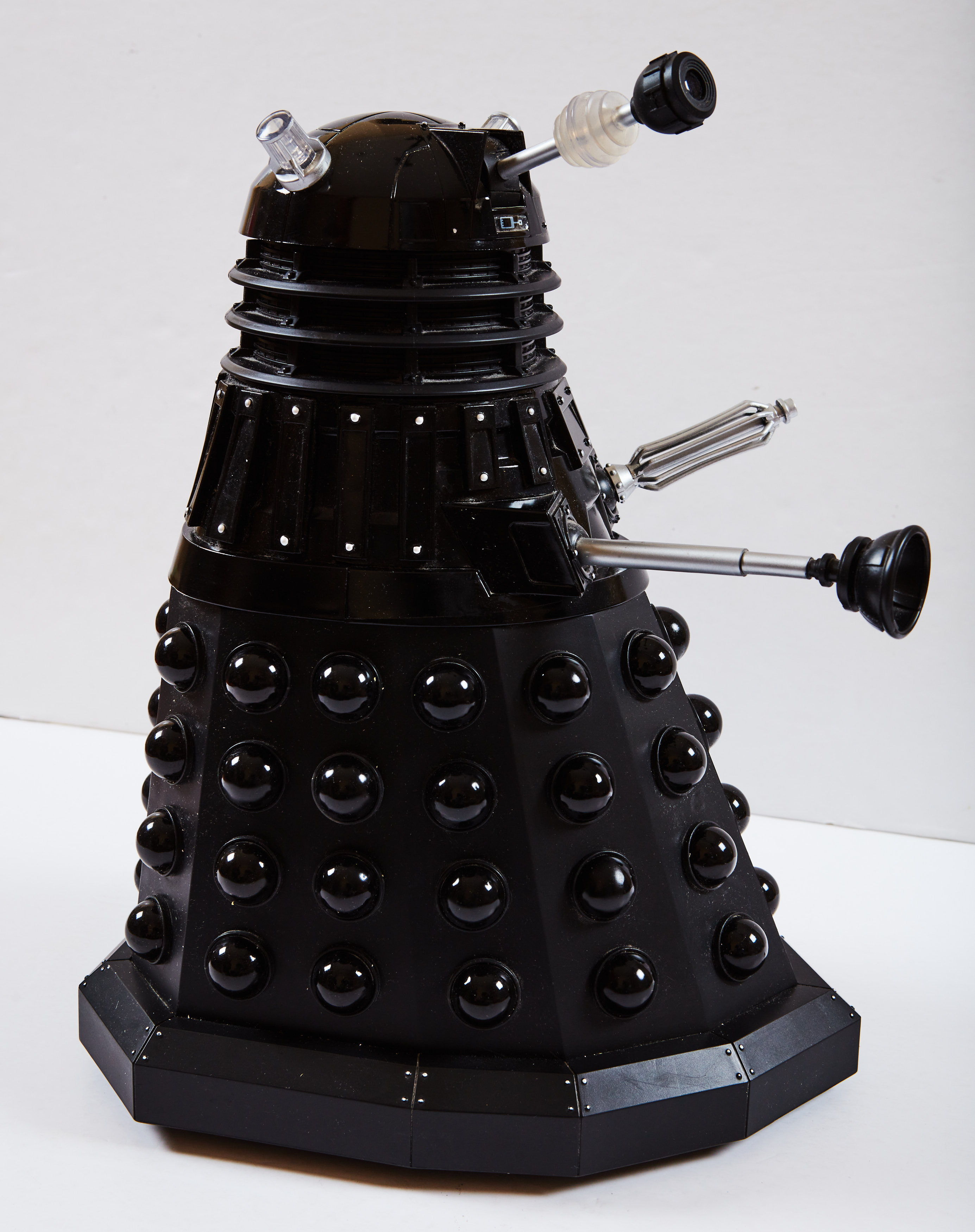 Doctor Who 12" Radio Controlled Dalek in original box (2004) with instructions. Missing Remote