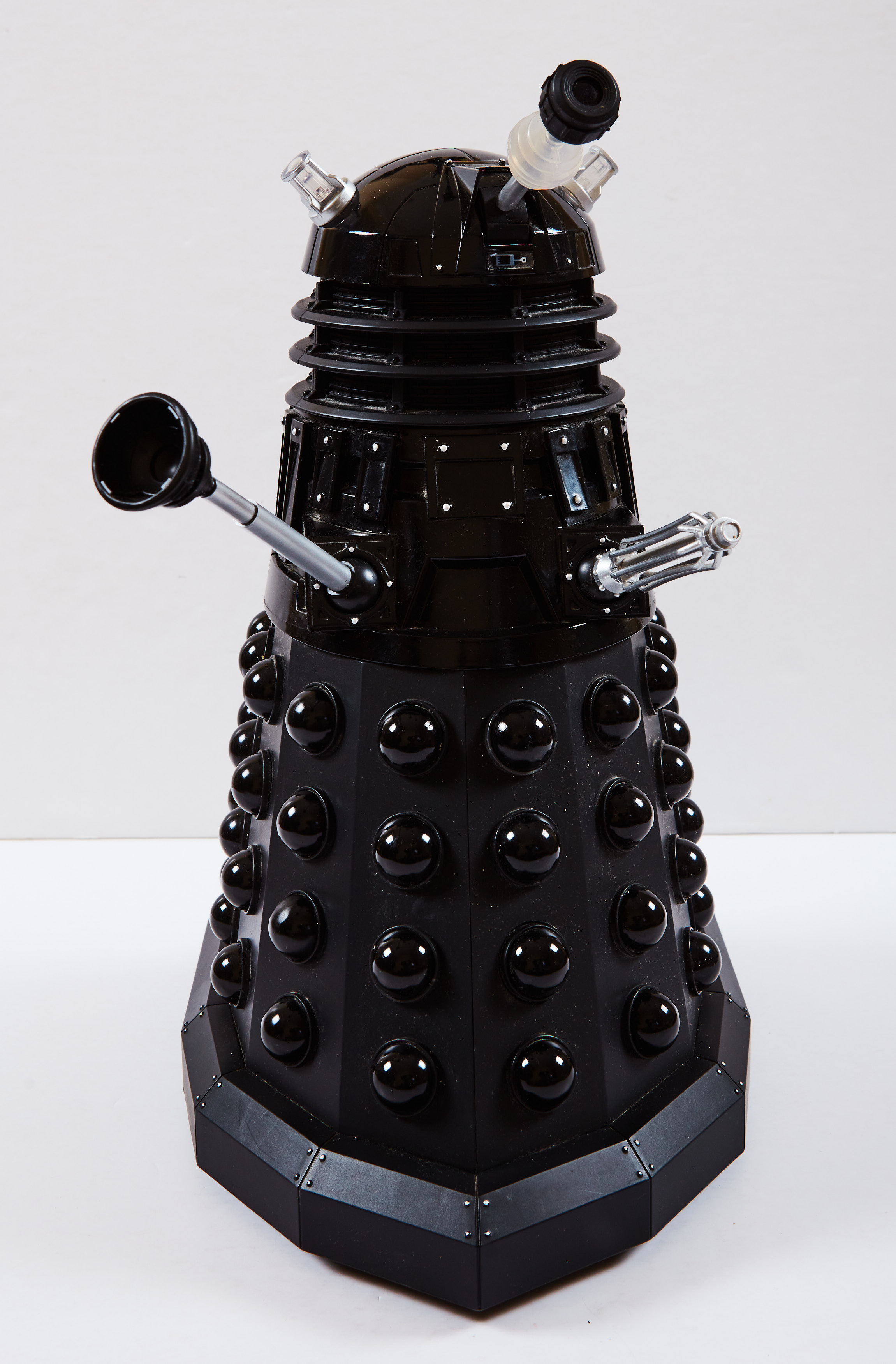Doctor Who 12" Radio Controlled Dalek in original box (2004) with instructions. Missing Remote - Image 2 of 3