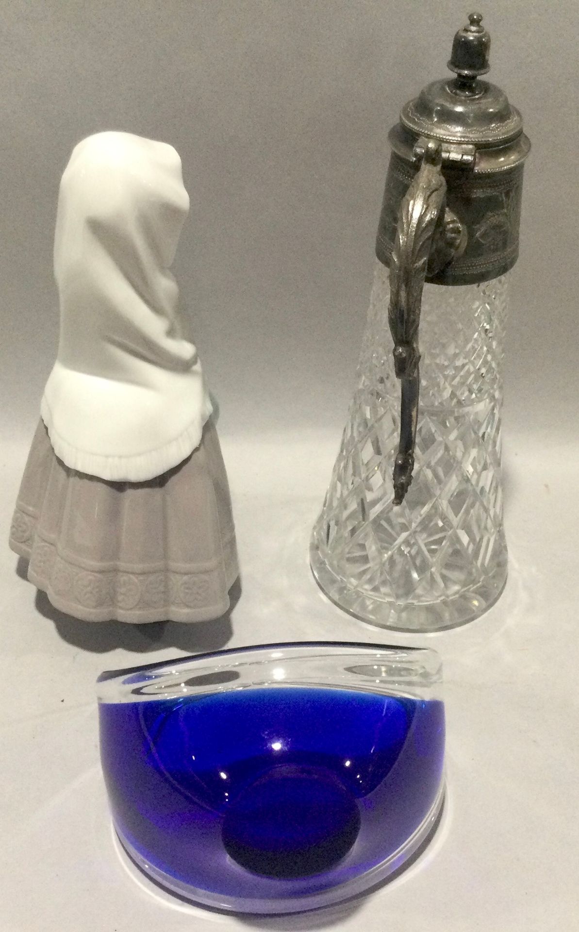 Nao figurine of a girl 26cm tall together with a blue glassware sweet bowl and crystal glass - Image 2 of 3