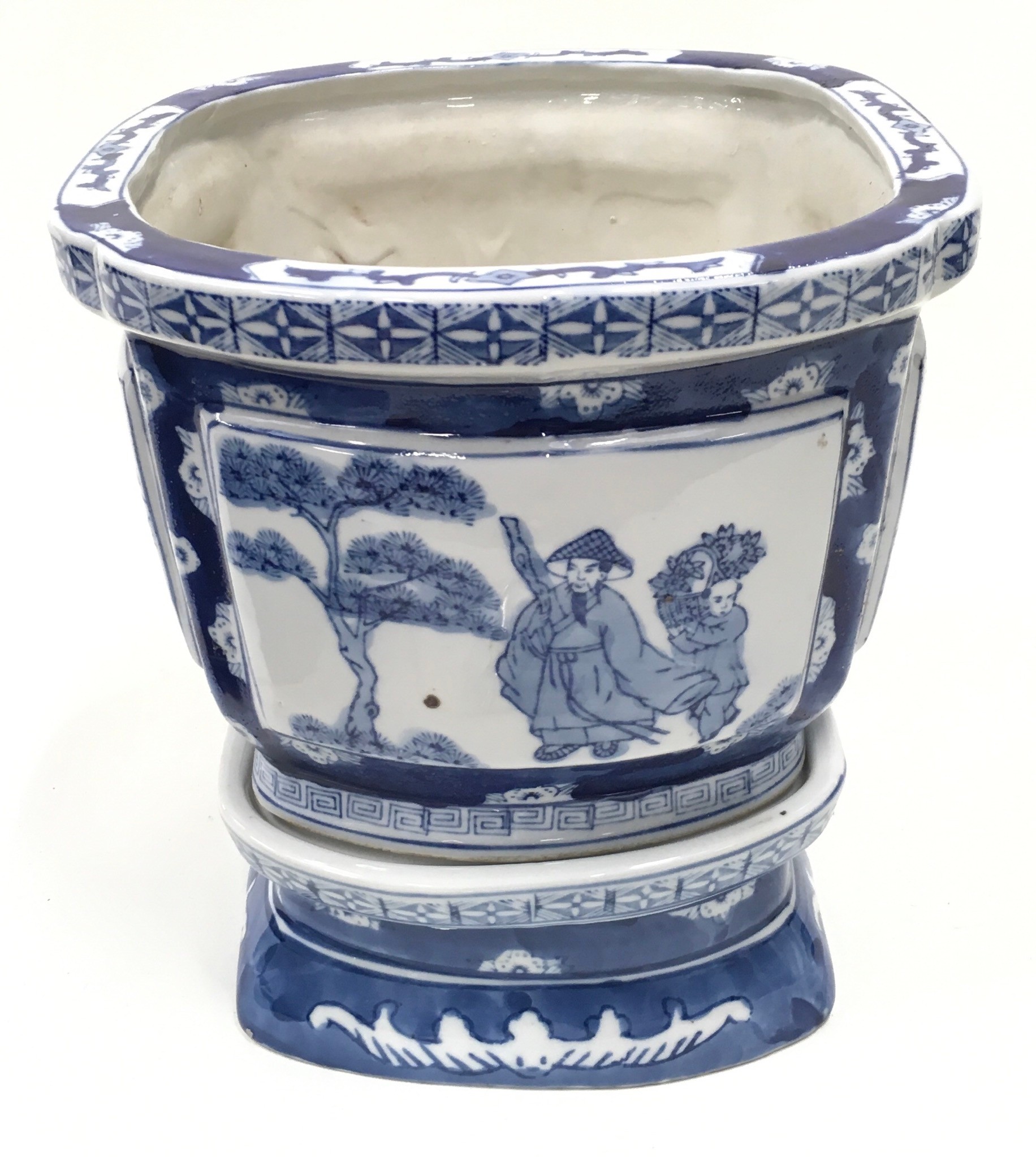 An oriental blue and white planter on blue and white matching base 23cm total height. - Image 2 of 6