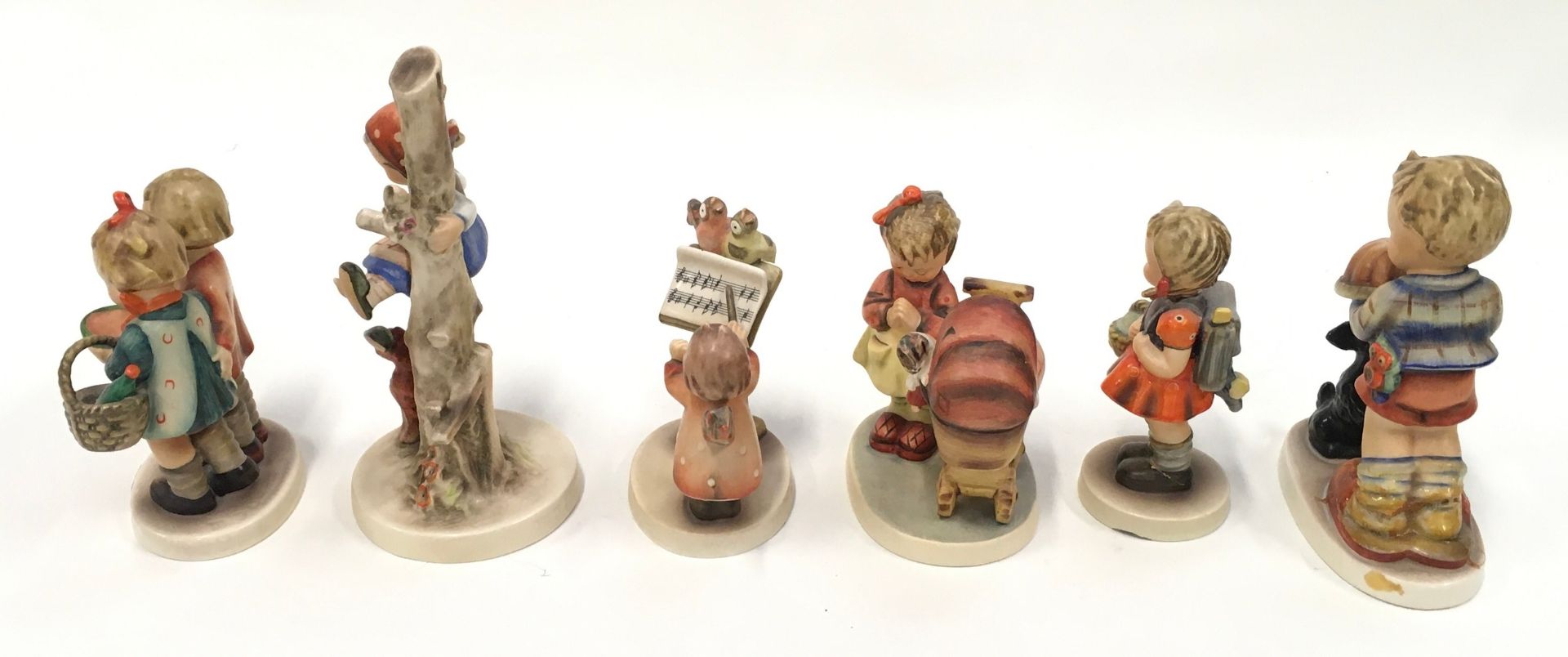 Goebel/Hummel collection of figurines to include "Going to Grandma's" (6). - Image 2 of 5