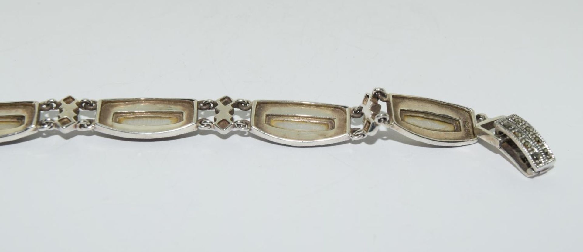 Art Deco Mother of Pearl 925 silver marcasite bracelet. - Image 3 of 3