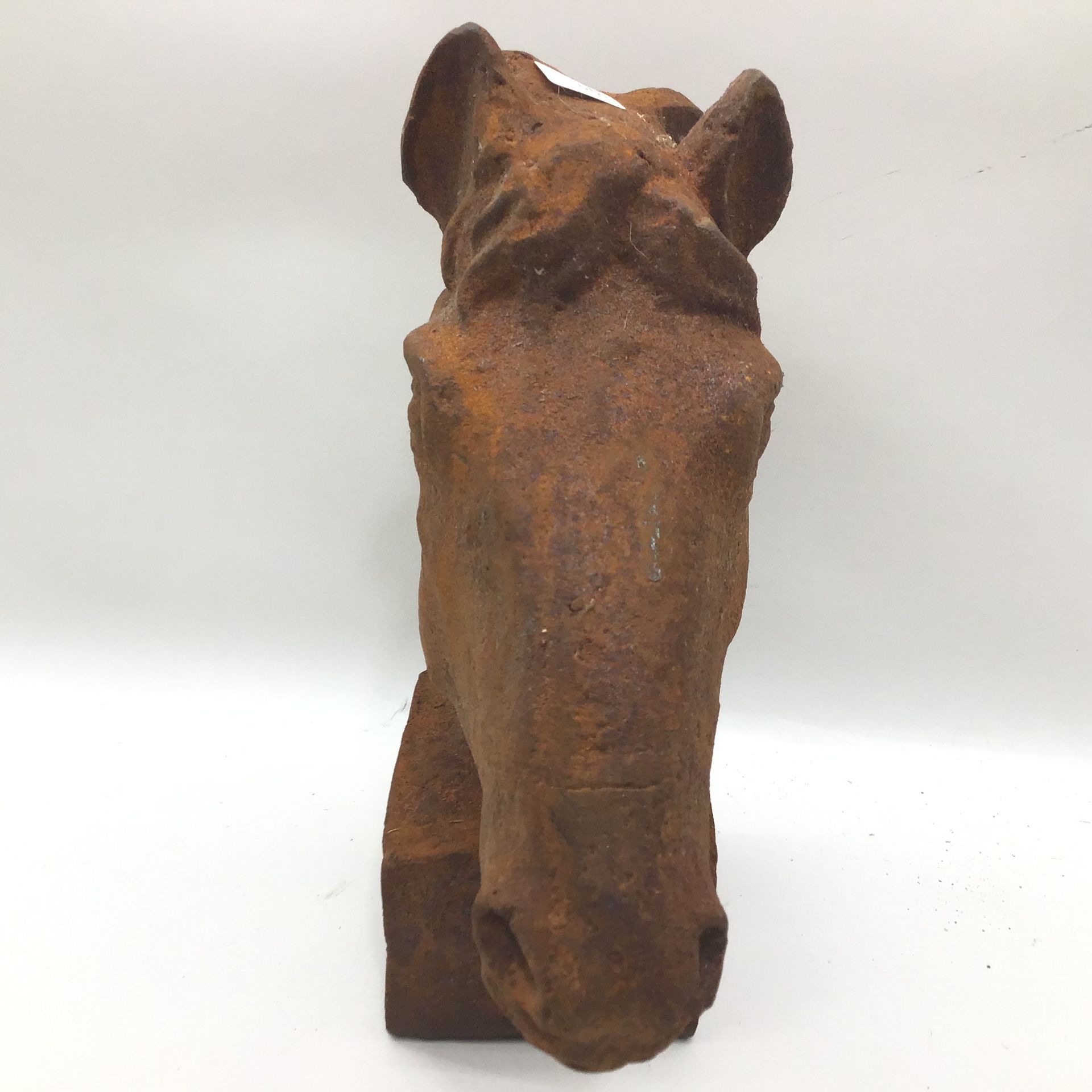 Small cast horse head (149) - Image 2 of 3