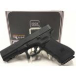 Quality Umarex Glock 17 .177 air pistol. In excellent condition and boxed with an additional