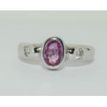 A 18ct white gold diamond and pink sapphire ring, approx weight, 6.4g diamond cut: brilliant and