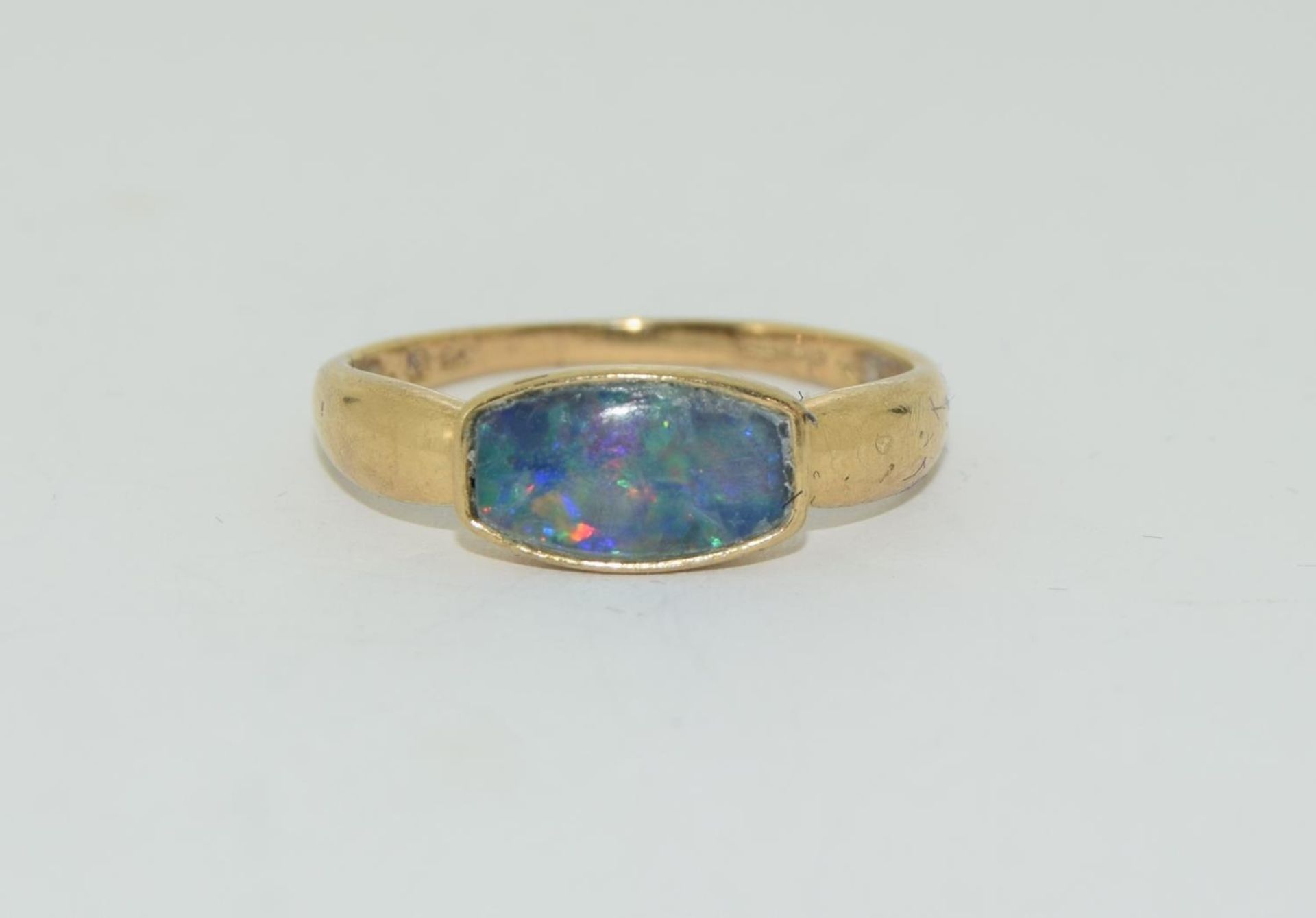 9ct gold ladies Opal bar set ring size R