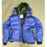 Moncler Eggstock Giubbotto jacket. Size 3. Ref X516.