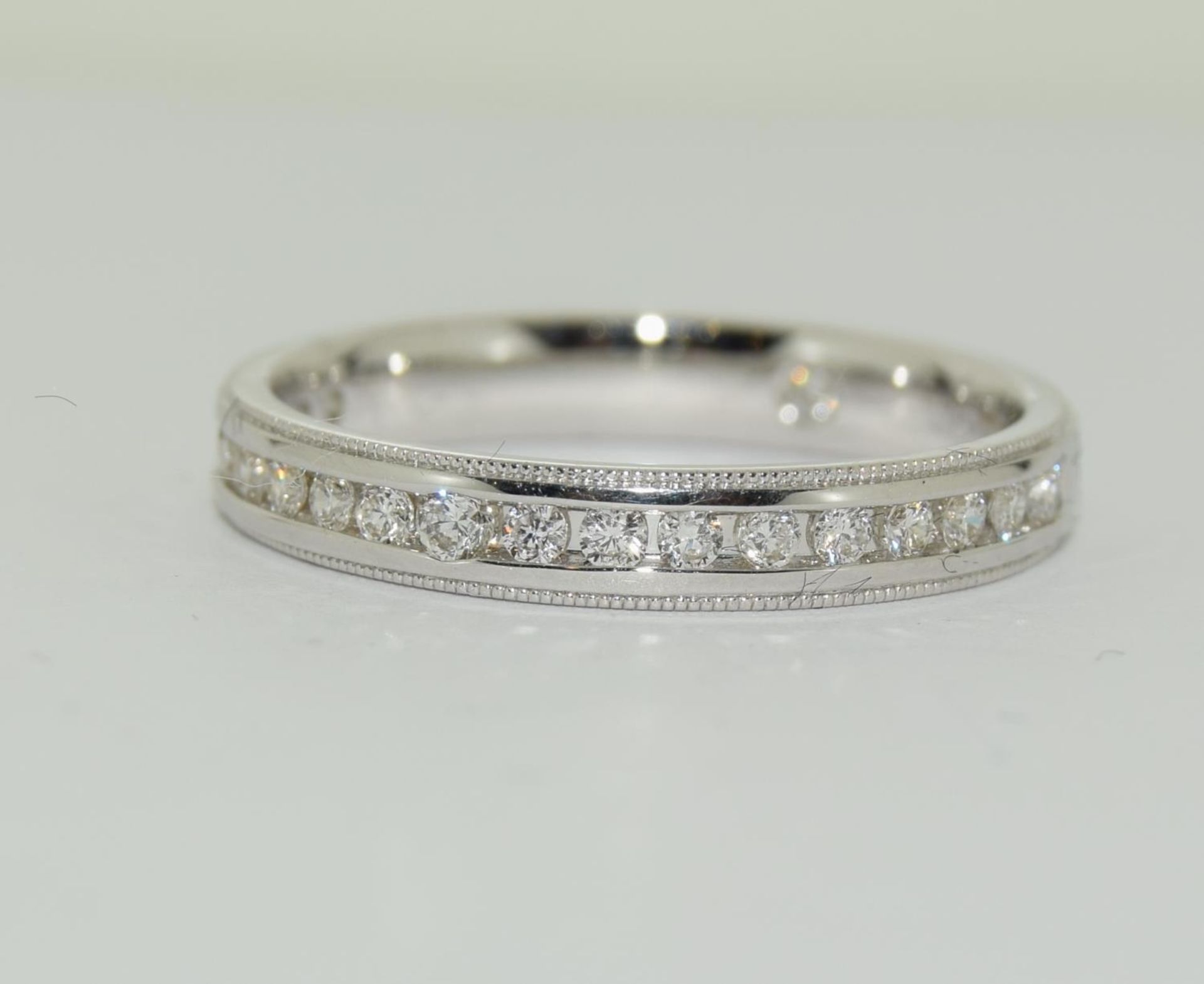 18ct white gold diamond half eternity ring approximate weight 2.9g approximate diamond weight 0.26ct - Image 5 of 5